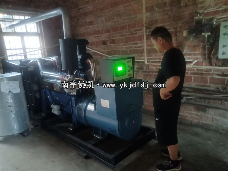 2025年6月16日，玉林某中學(xué)項目200kw柴油發(fā)電機組到貨安裝調(diào)試